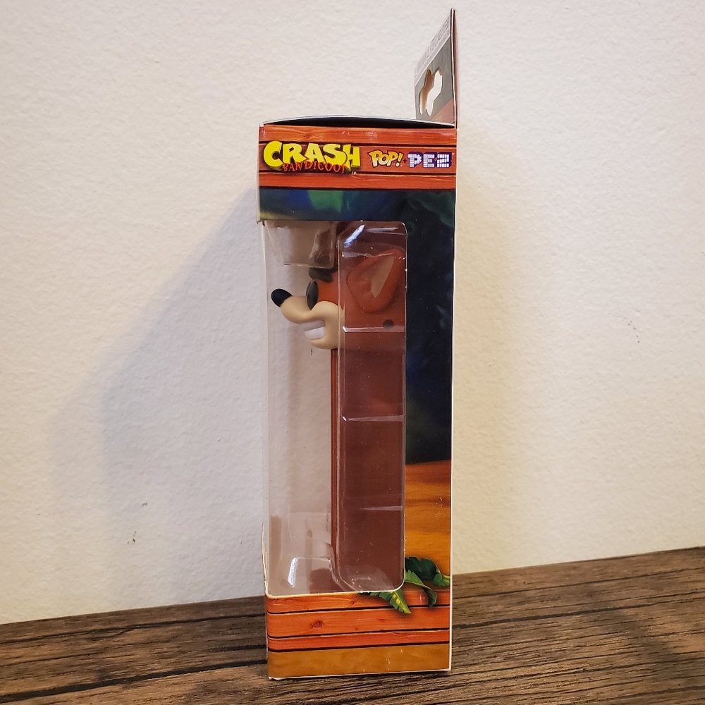 PEZ POP! LE Crash Bandicoot - Picture 3 of 7